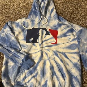 MLB sweatshirt